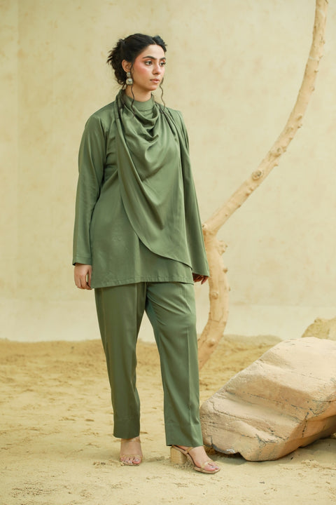 Draped Set — alternate view