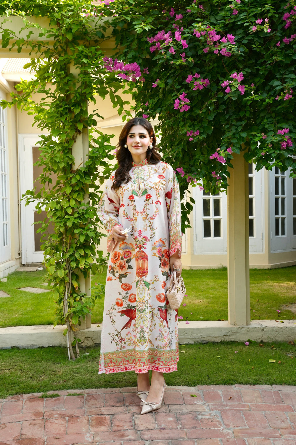 Kaftan Accessories: Shoes, Bags and Jewellery That Complete the Look