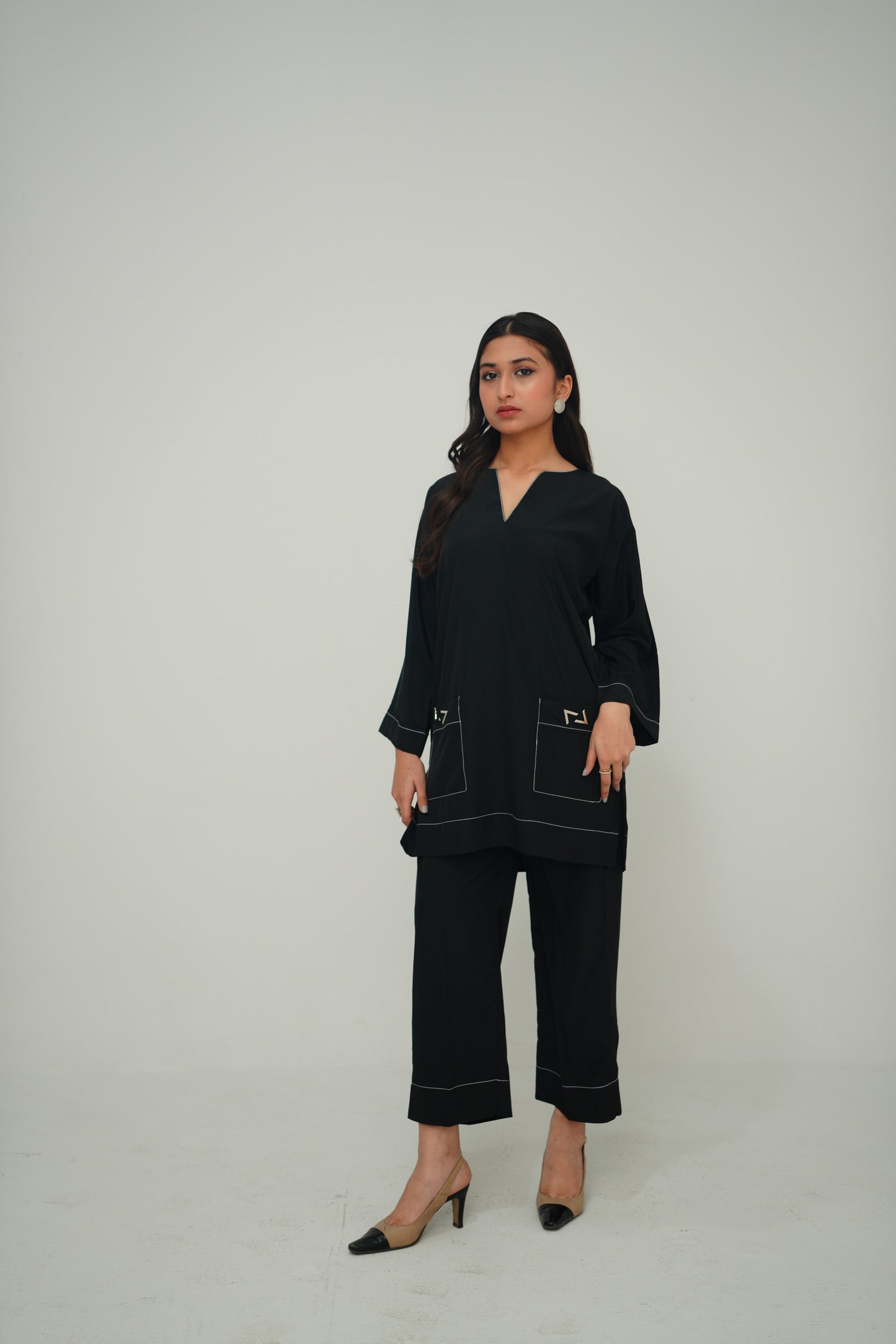 Front Pocket Set with metal details